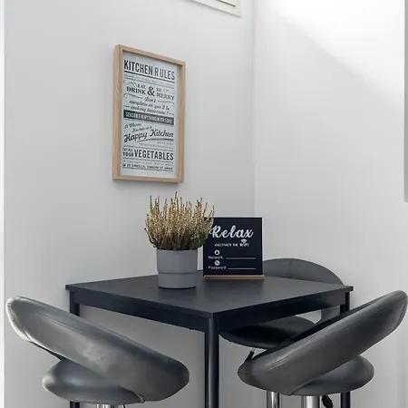 Hub Borgo San Domenico Νάπολη
